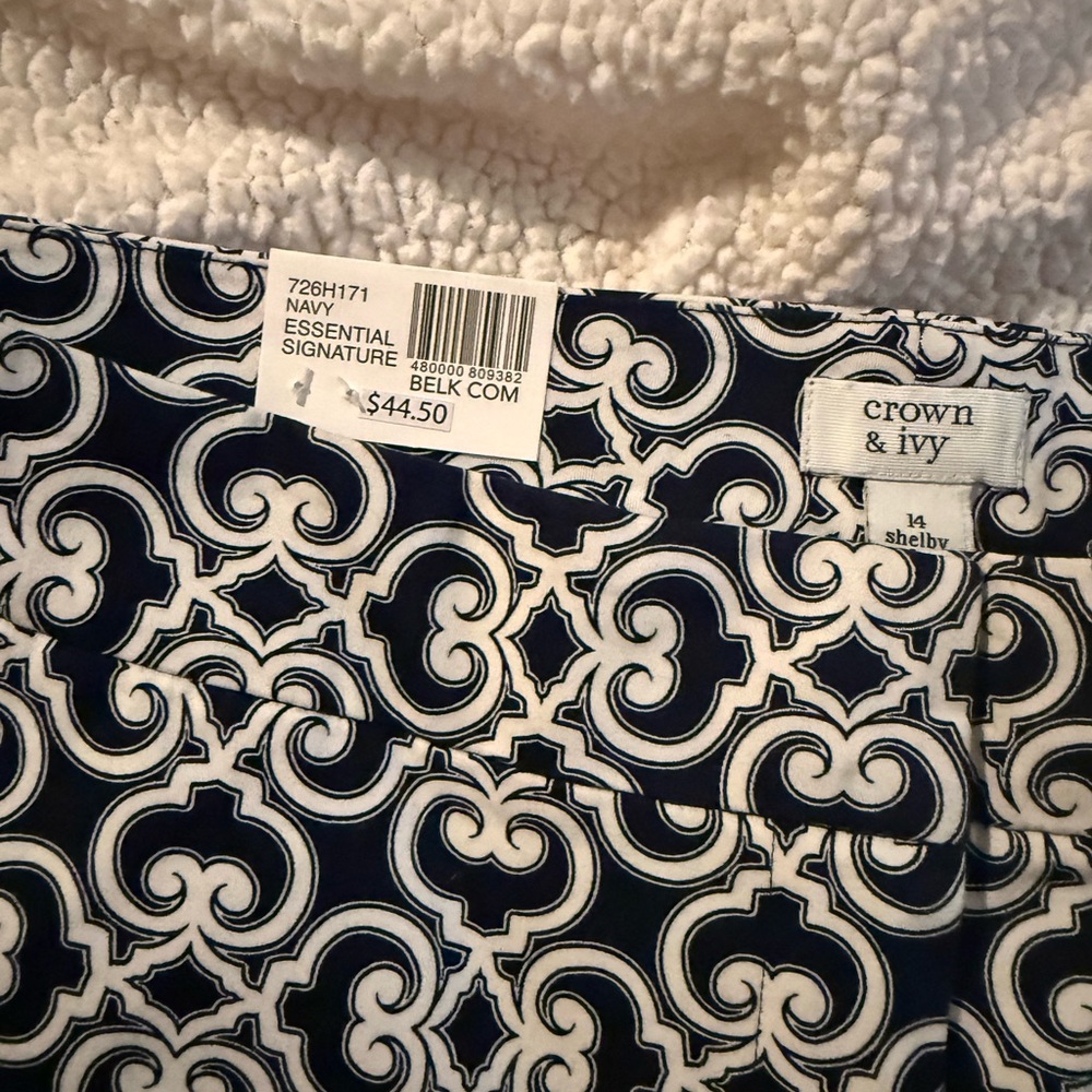crown & ivy Navy and White Geometric Print Skirt